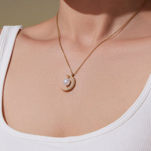 Golden moon pearl diamond necklace